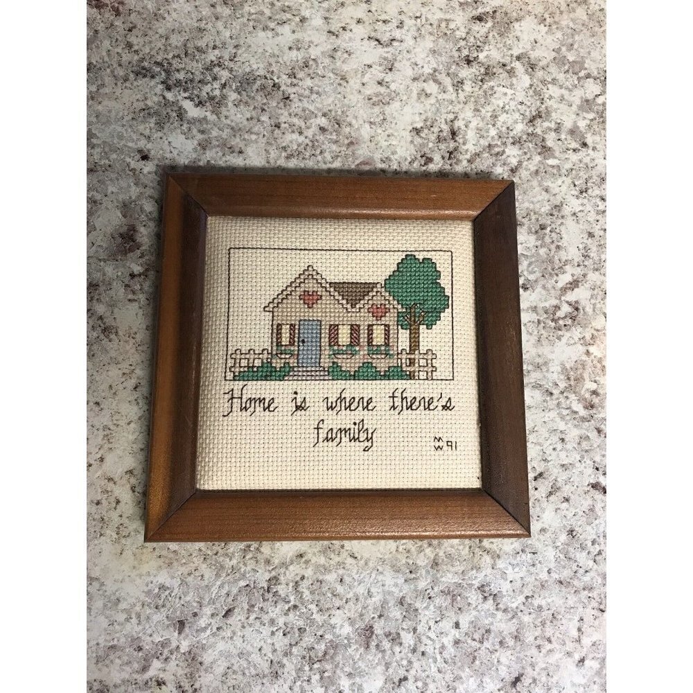 Framed Vintage 1991 Handmade Needlepoint “Home is where’s there’s family” 6x6”